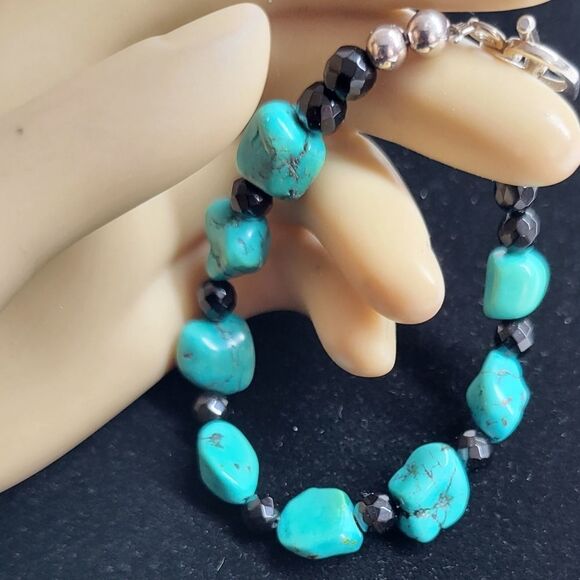 Del Sol Turquoise Nugget Necklace and Bracelet Set - Picture 4 of 8